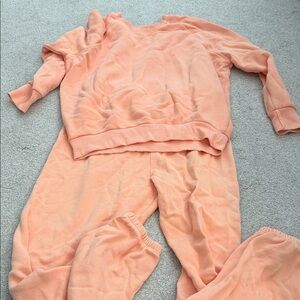 perfectwhitetee Peach Crewneck Sweatshirt Set